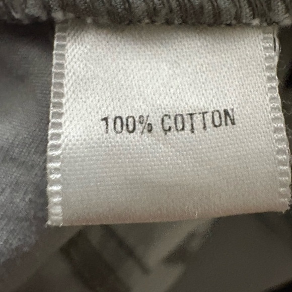 Roni Rabl Light Gray Wide Leg Culottes/Capri Pants. Zipper Button Closure Size M - Picture 7 of 15